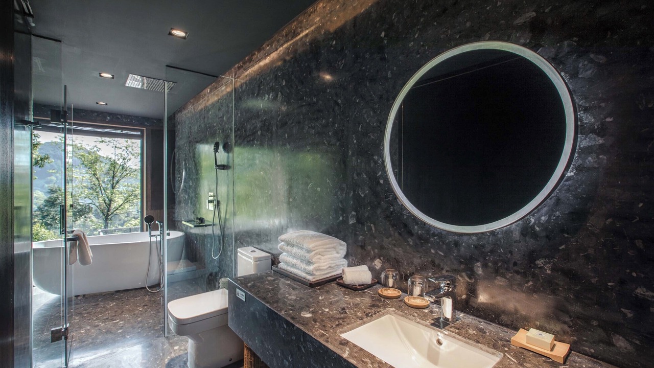 Photo of Bathroom in Xihu