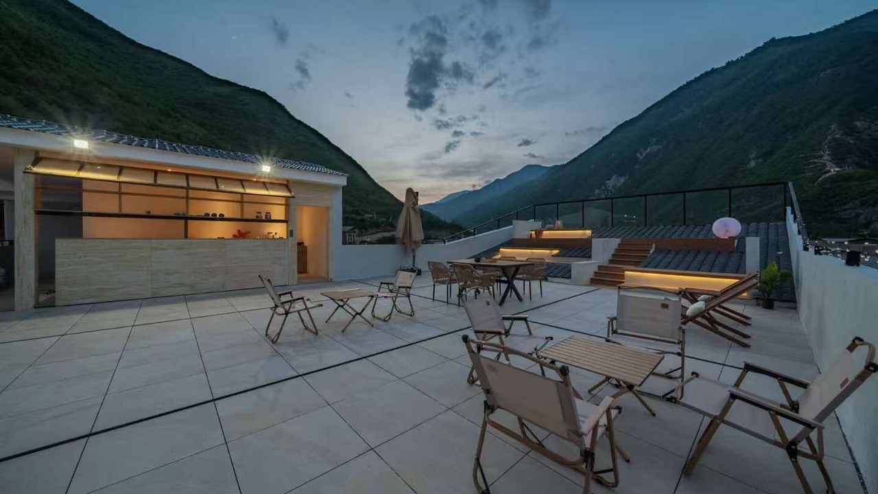 Photo of Patio Balcony in Jiuzhaigou