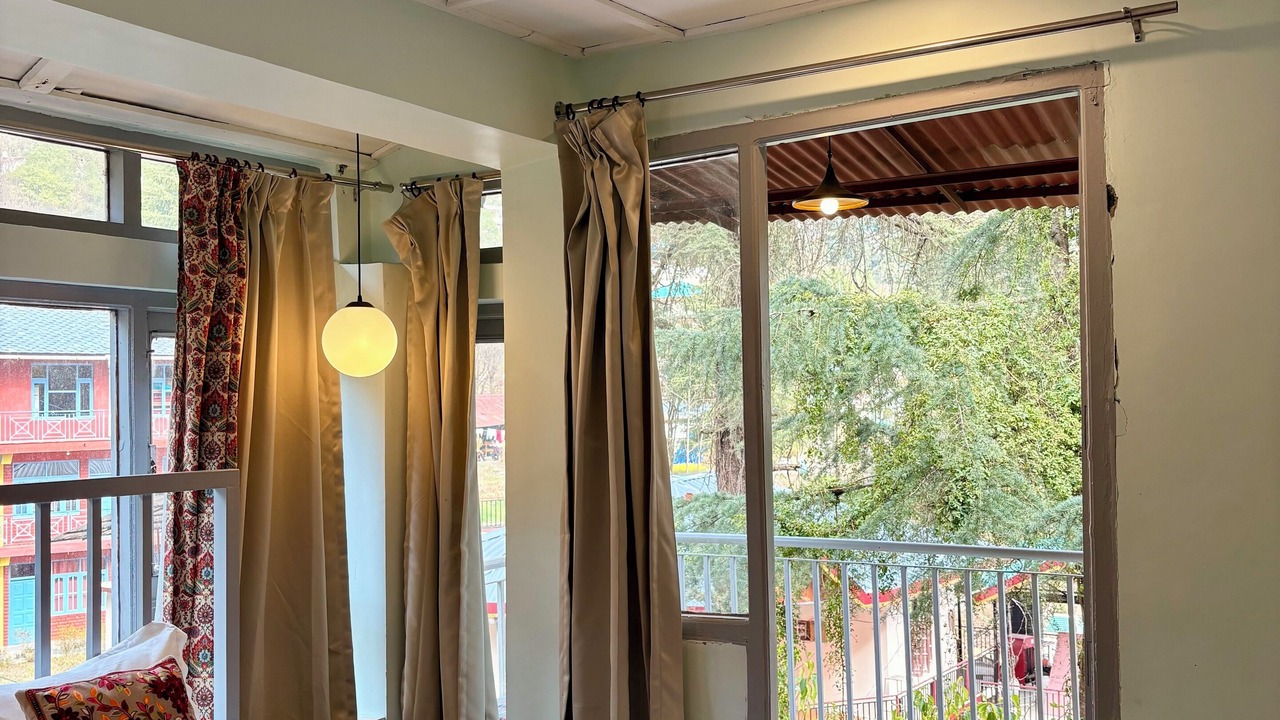 Photo of Patio Balcony in McLeod Ganj