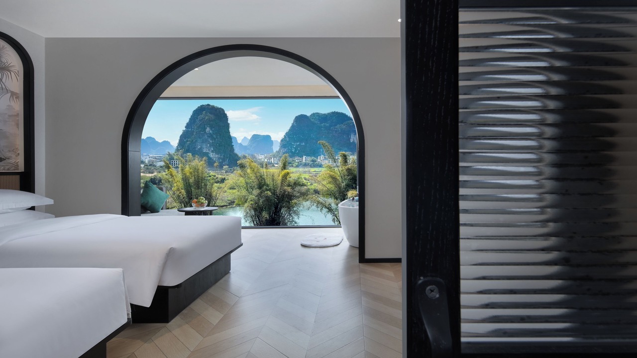 Photo of Bedroom in Ten Mile Gallery