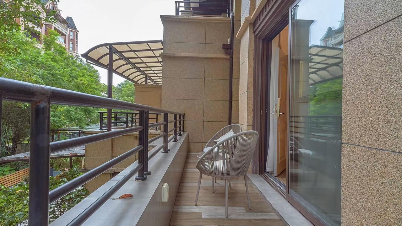 Photo of Patio Balcony in Emeishan