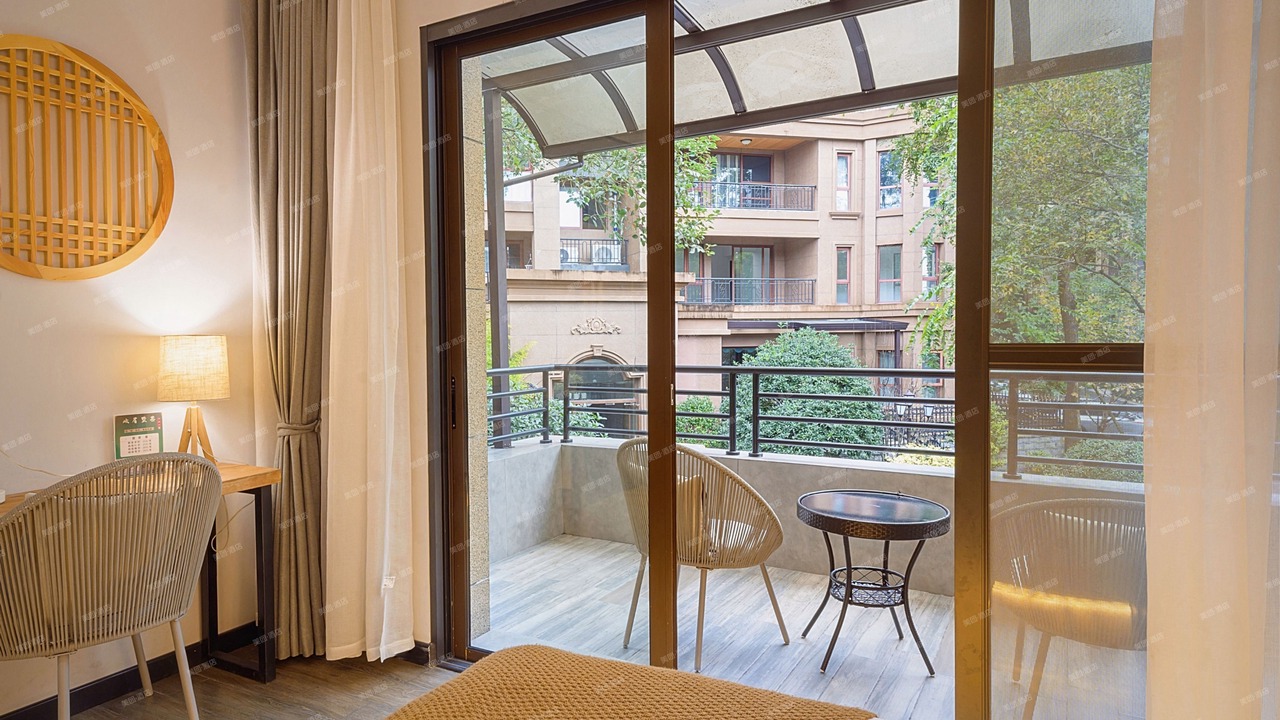 Photo of Patio Balcony in Emeishan