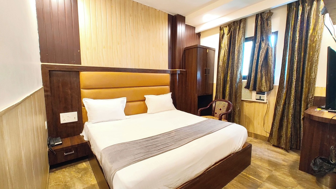 Photo of Bedroom in Charbagh