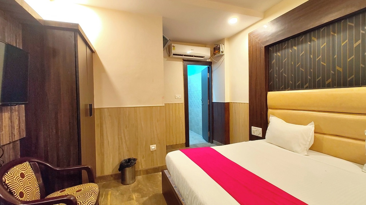 Photo of Bedroom in Charbagh