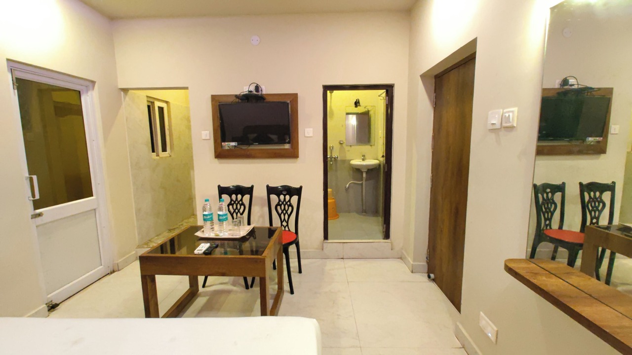Photo of Bedroom in Charbagh