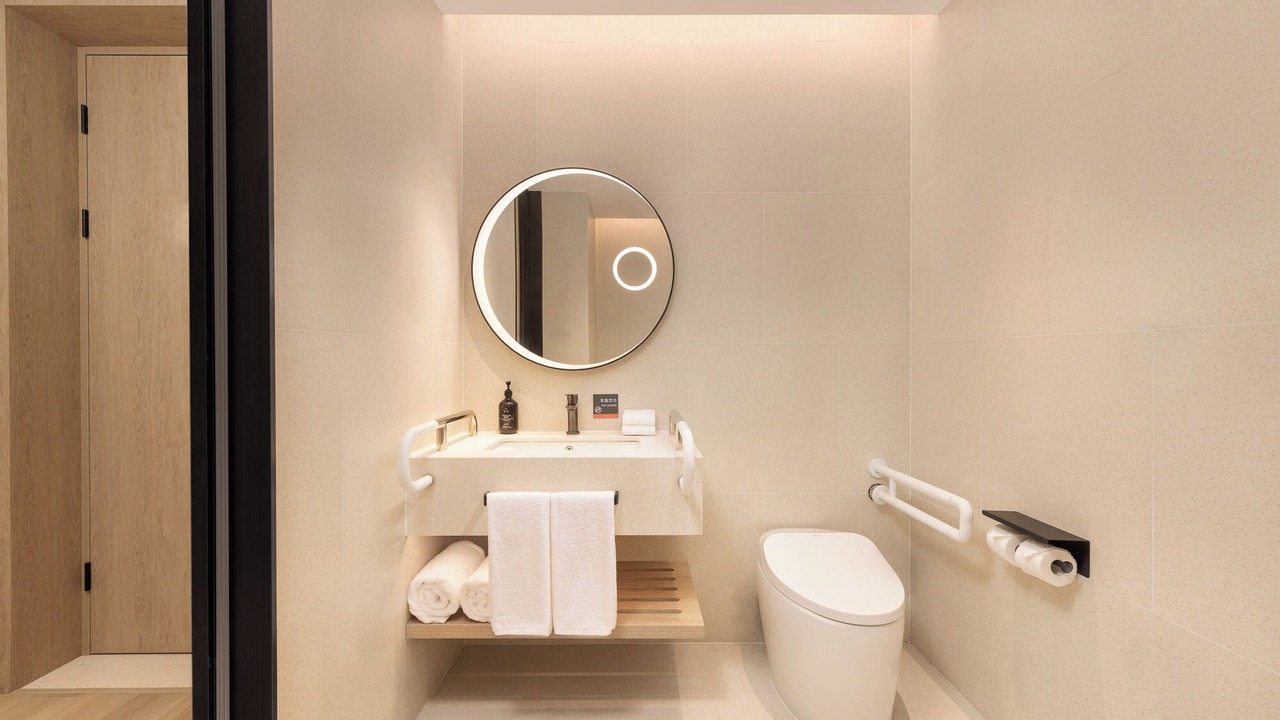 Photo of Bathroom in Downtown Hangzhou
