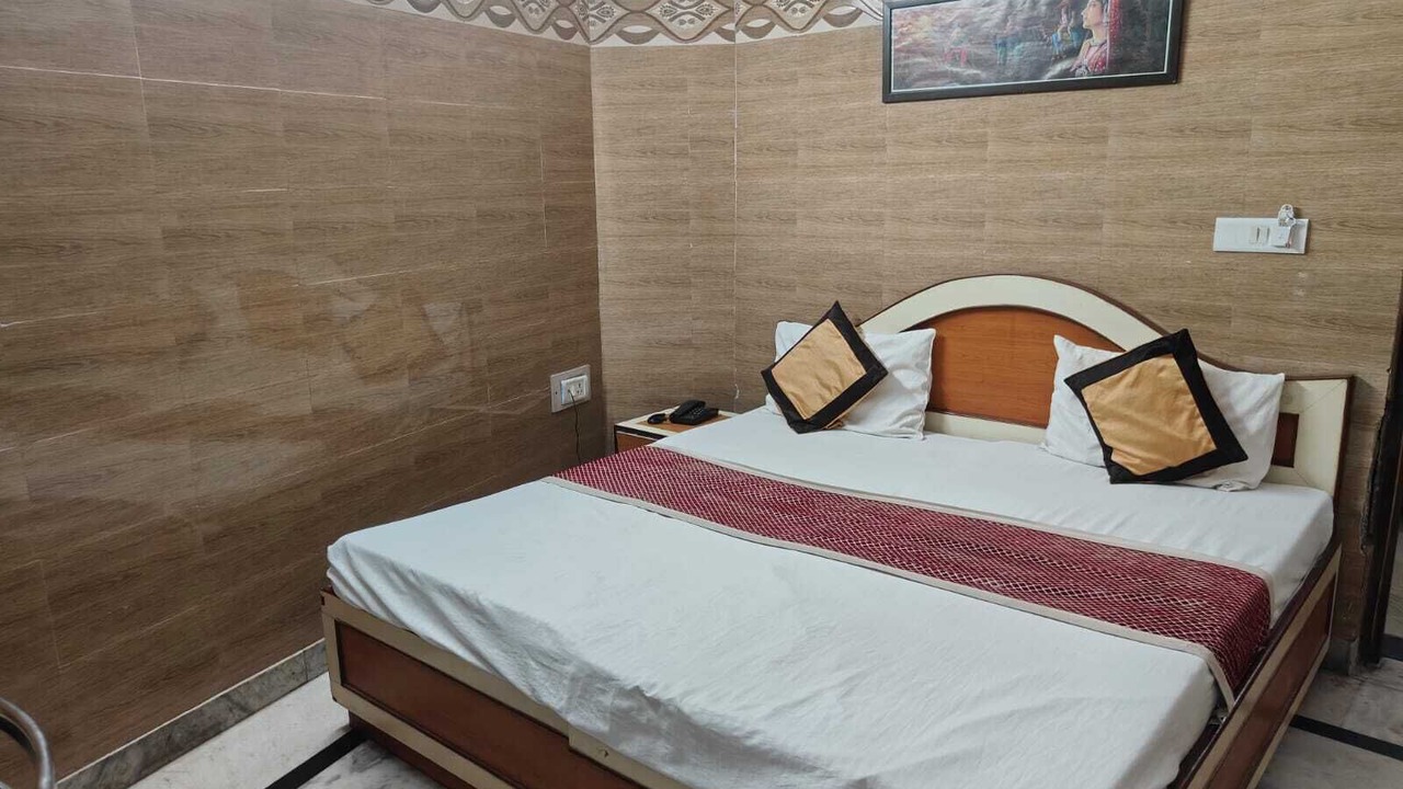 Photo of Bedroom in Agra