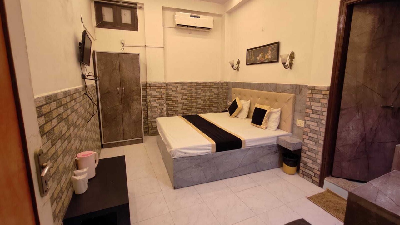 Photo of Bedroom in Agra