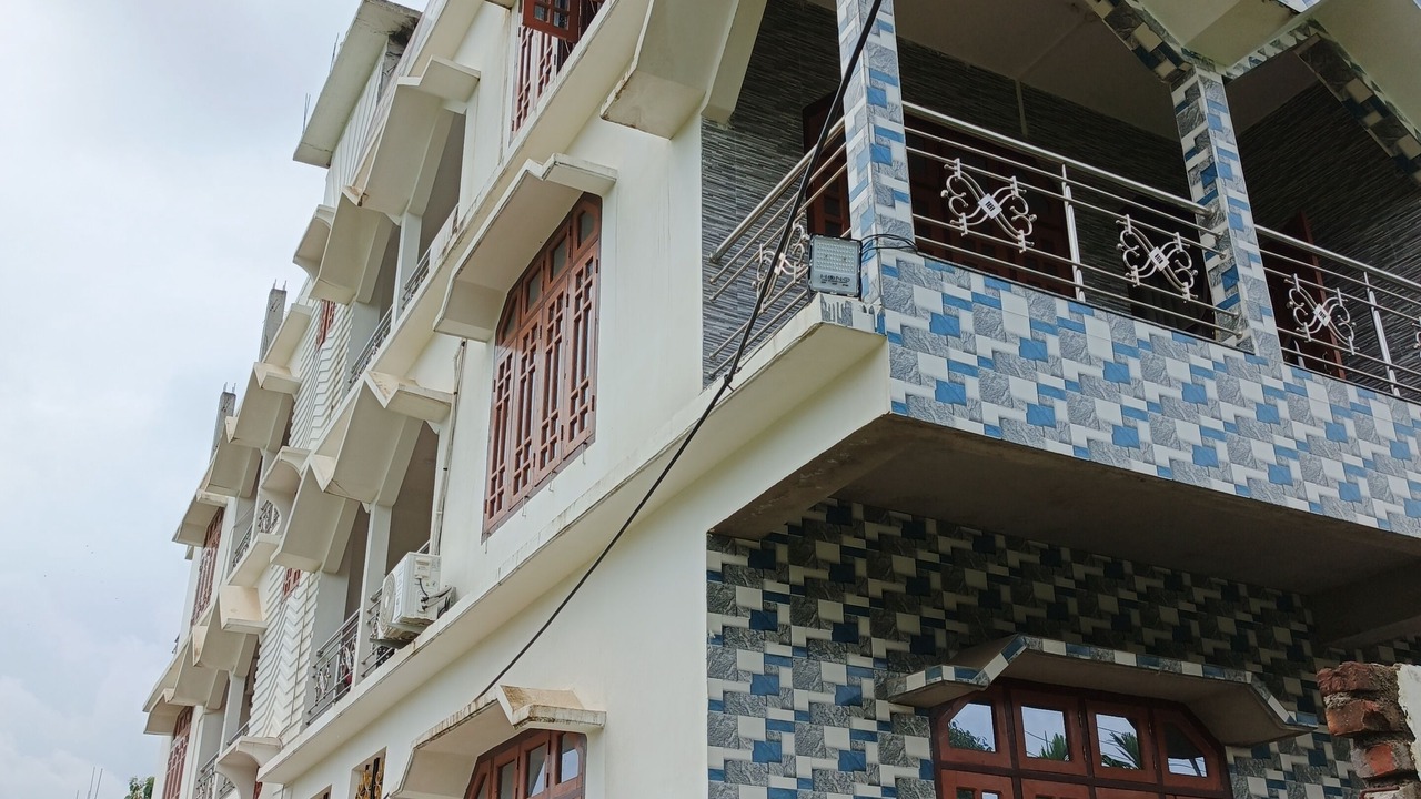 Photo of Outdoor in Sualkuchi