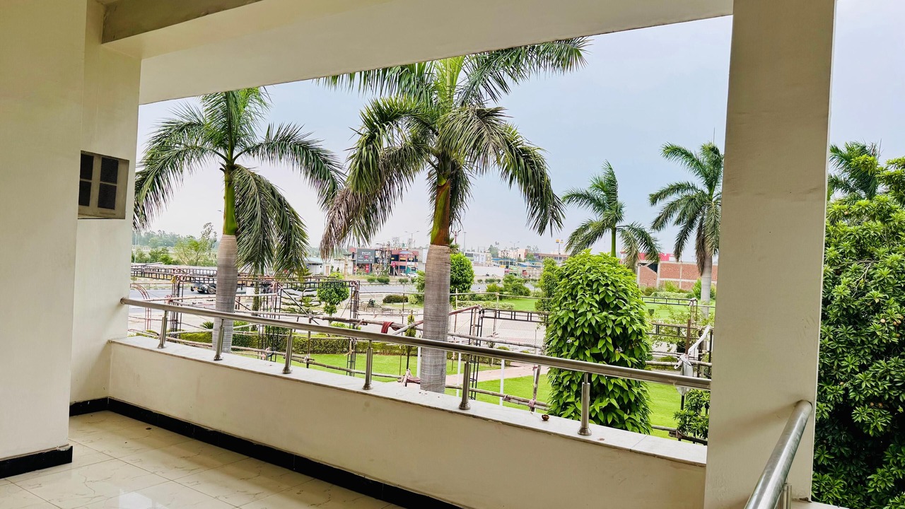 Photo of Outdoor in Hasanpur