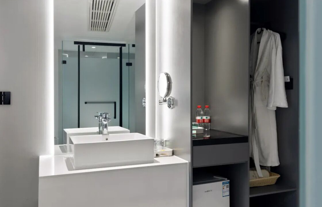 Photo of Bathroom in Jeifangbei Central Business District