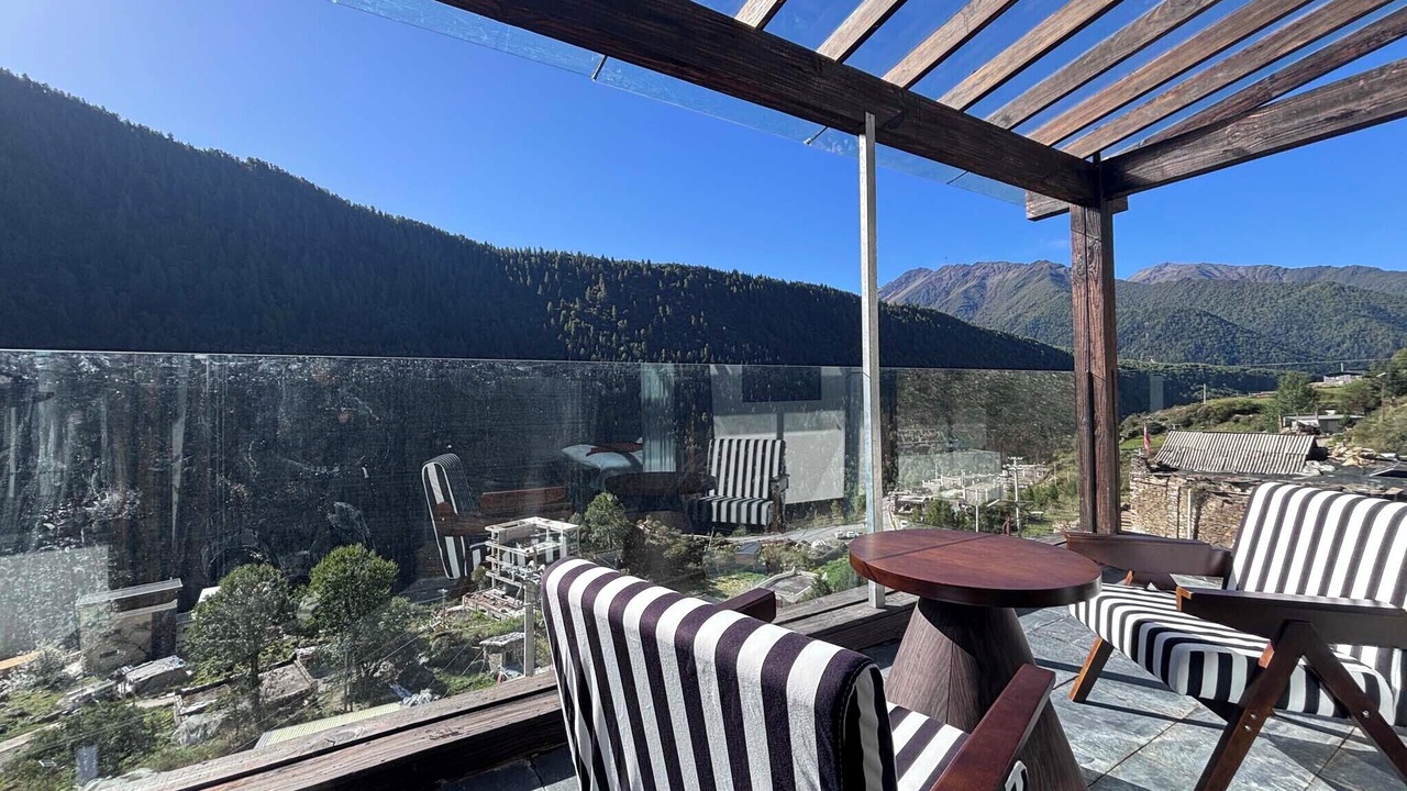 Photo of Patio Balcony in Xiaojin County