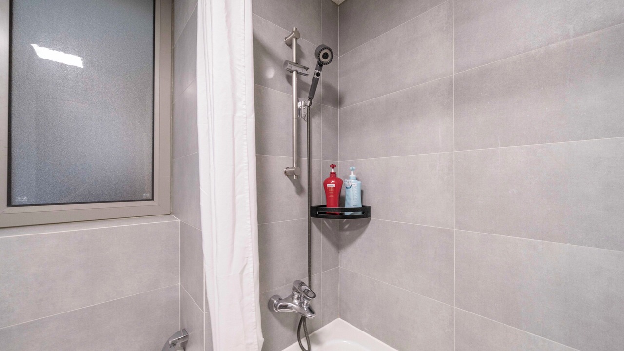 Photo of Bathroom in Xujiahui