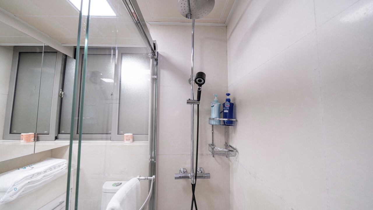 Photo of Bathroom in Xujiahui