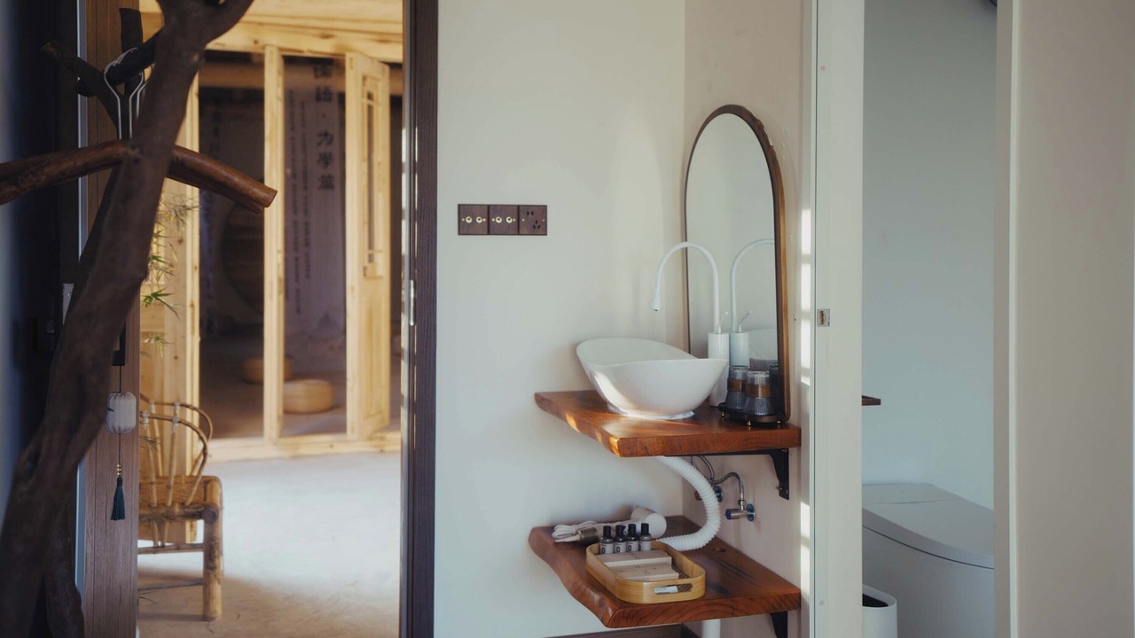 Photo of Bathroom in Jiajiang County