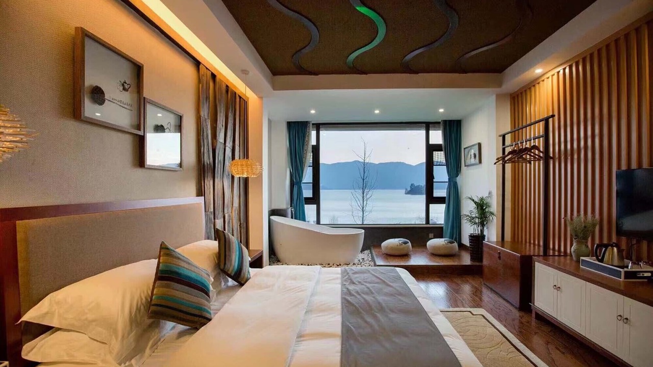 Photo of Bedroom in Lugu Lake - Yanyuan