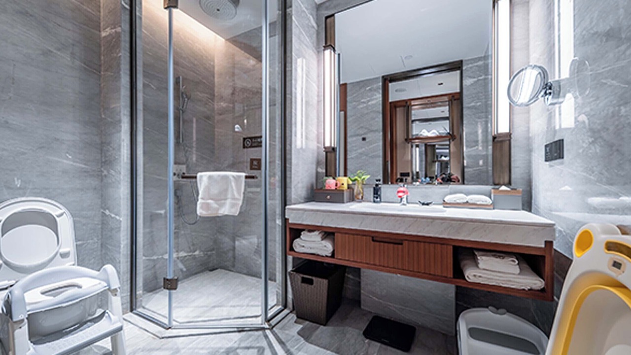 Photo of Bathroom in Luolong