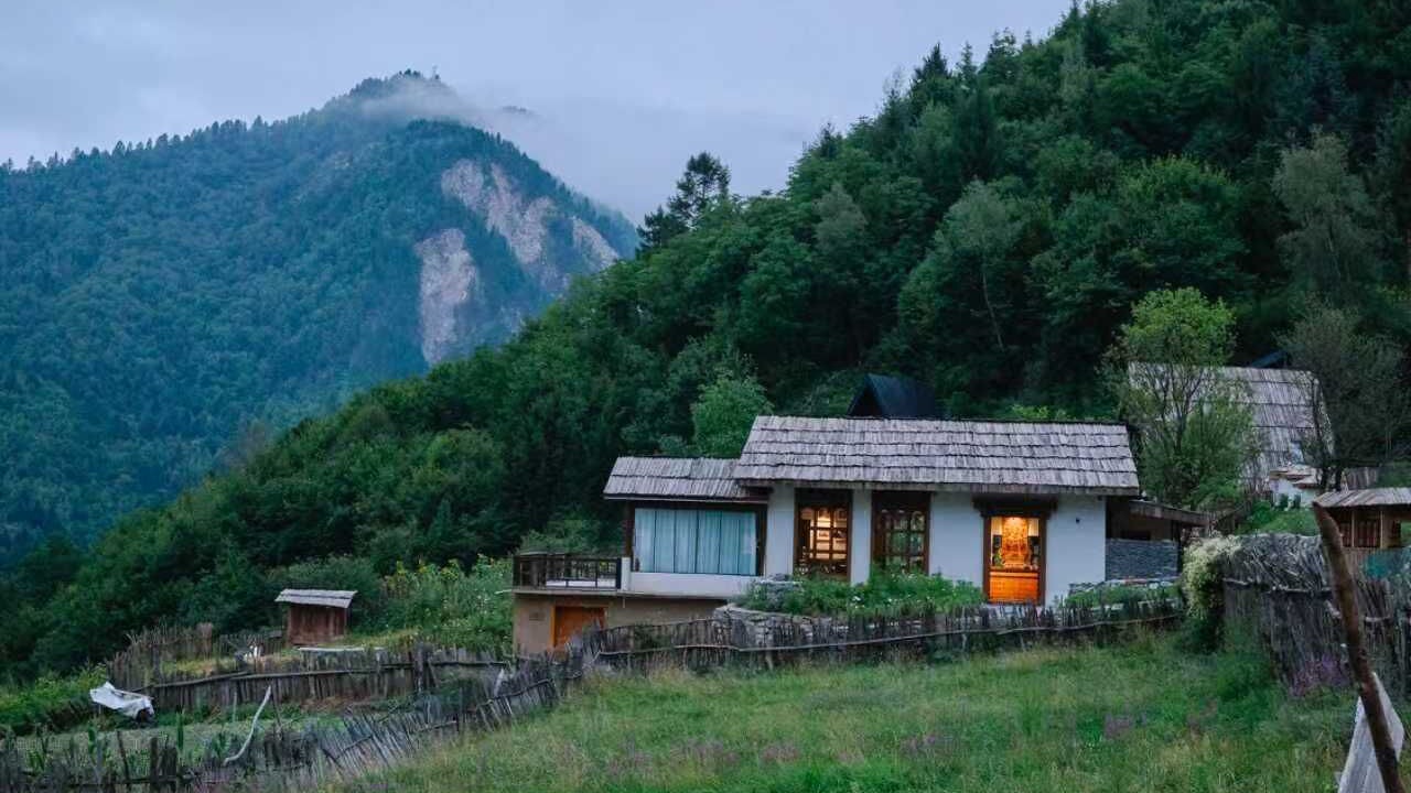 Photo of Outdoor in Jiuzhaigou