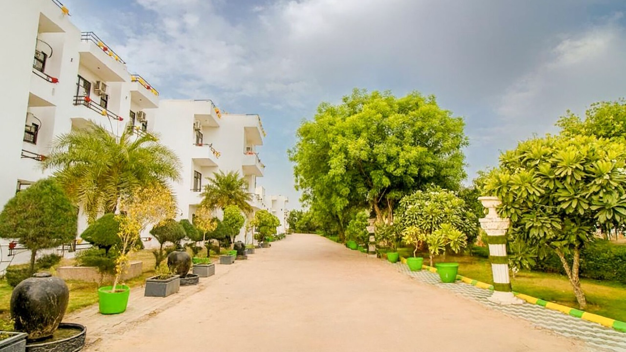 Photo of Outdoor in Mathura