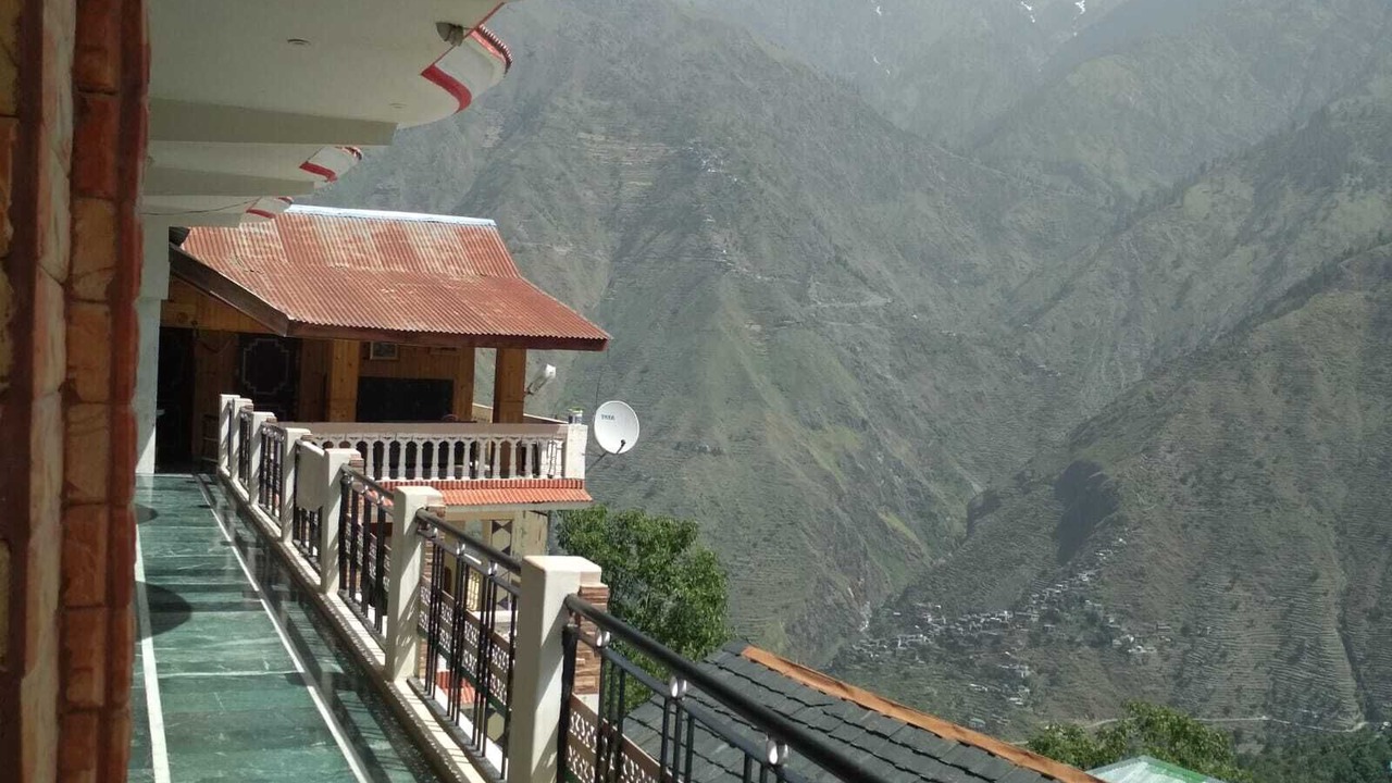 Photo of Outdoor in Brahmaur