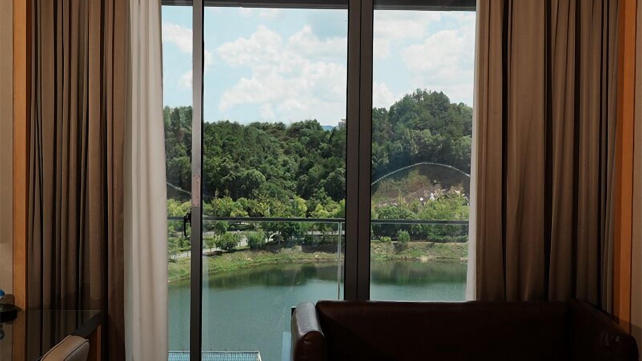 Photo of Patio Balcony in Changjiang County