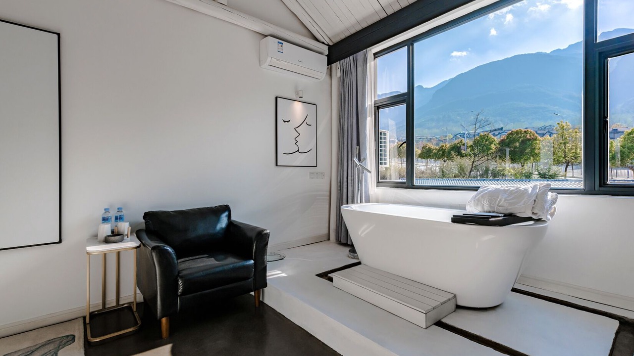 Photo of Bedroom in Dali Town