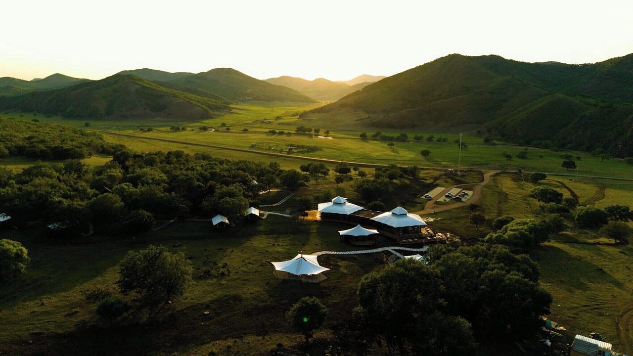 Photo of Outdoor in Horqin Right Front Banner
