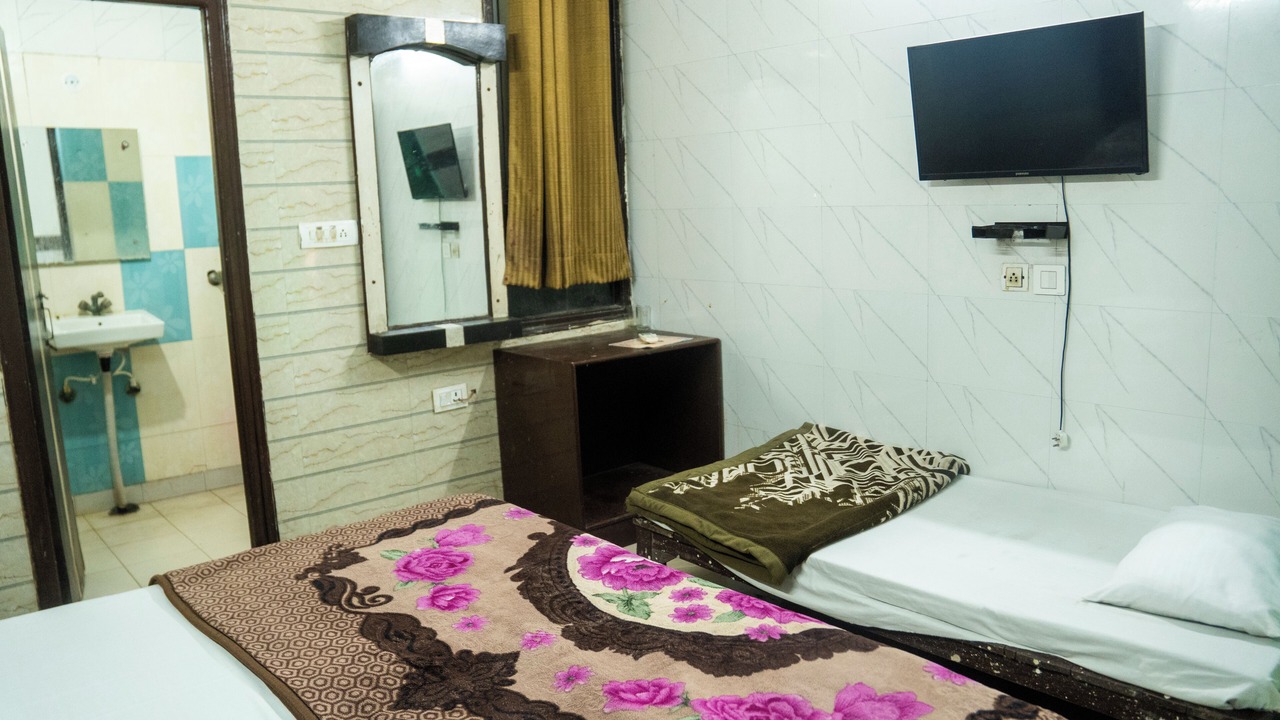 Photo of Bedroom in Rakabganj