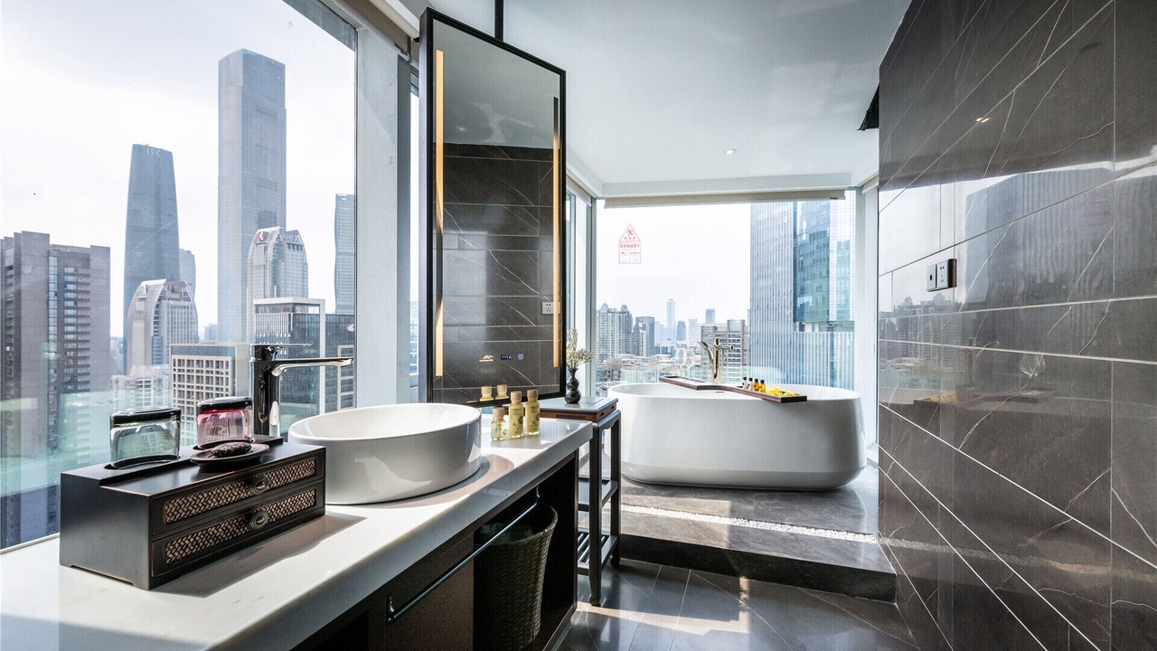 Photo of Bathroom in Zhujiang New Town