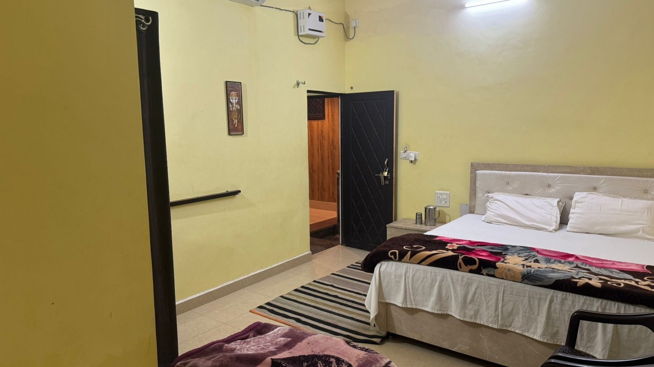 Photo of Bedroom in Misrikh