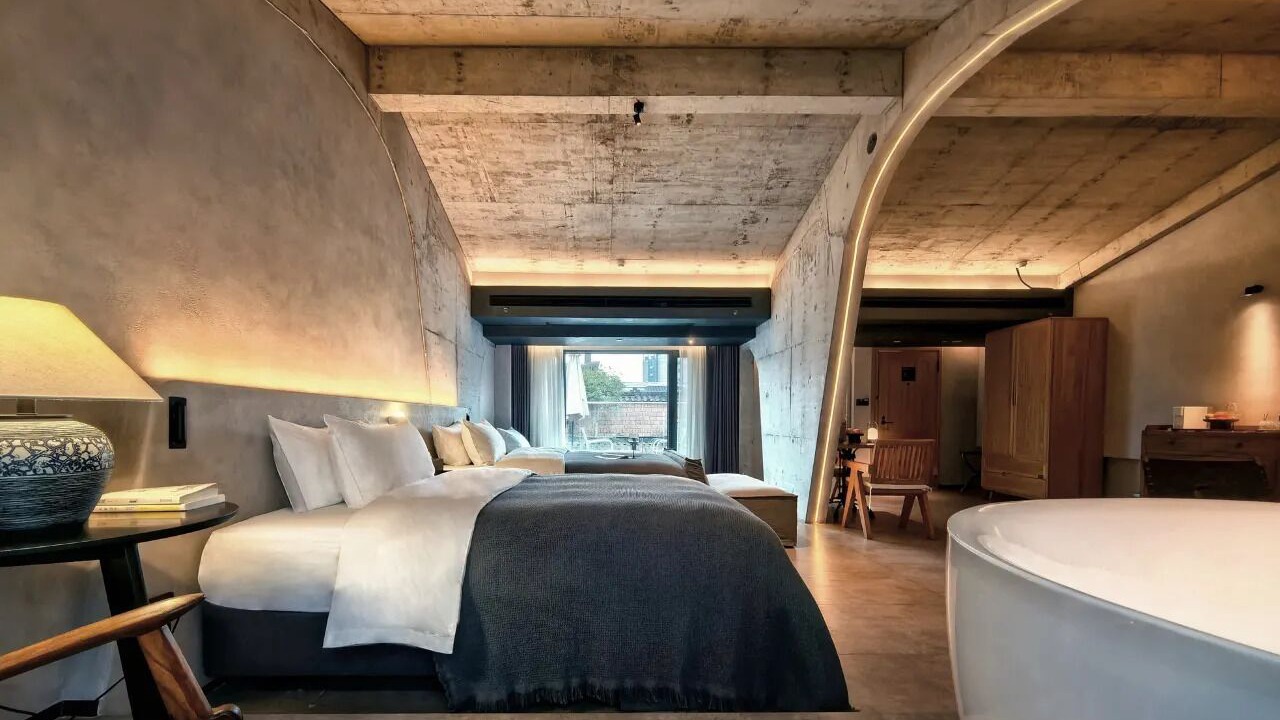 Photo of Bedroom in Fenghuang