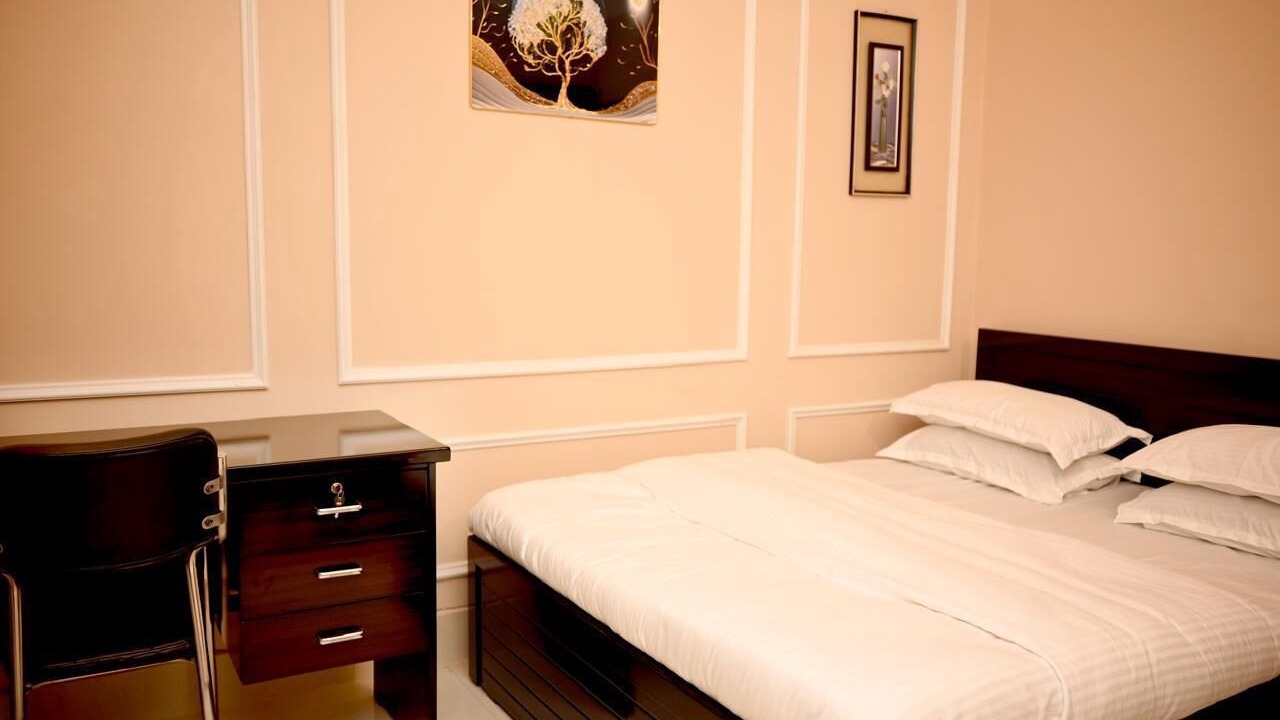 Photo of Bedroom in Sualkuchi