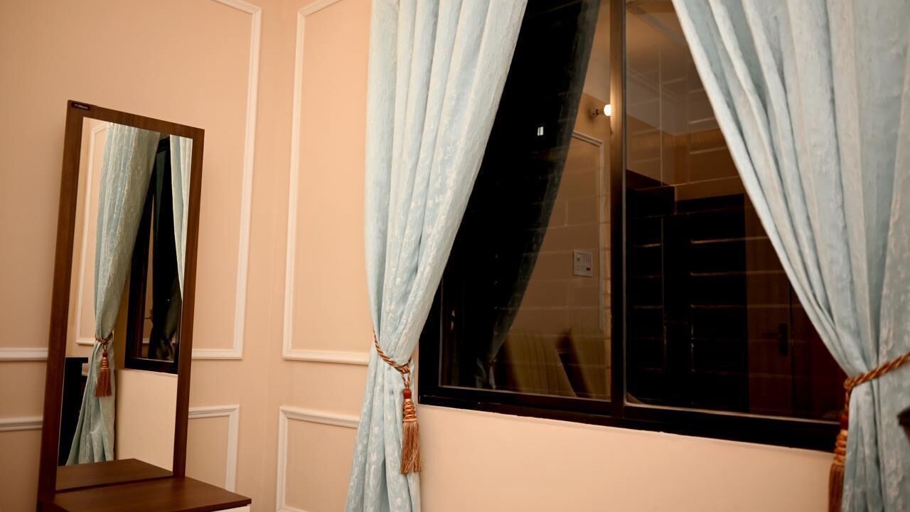 Photo of Bedroom in Sualkuchi