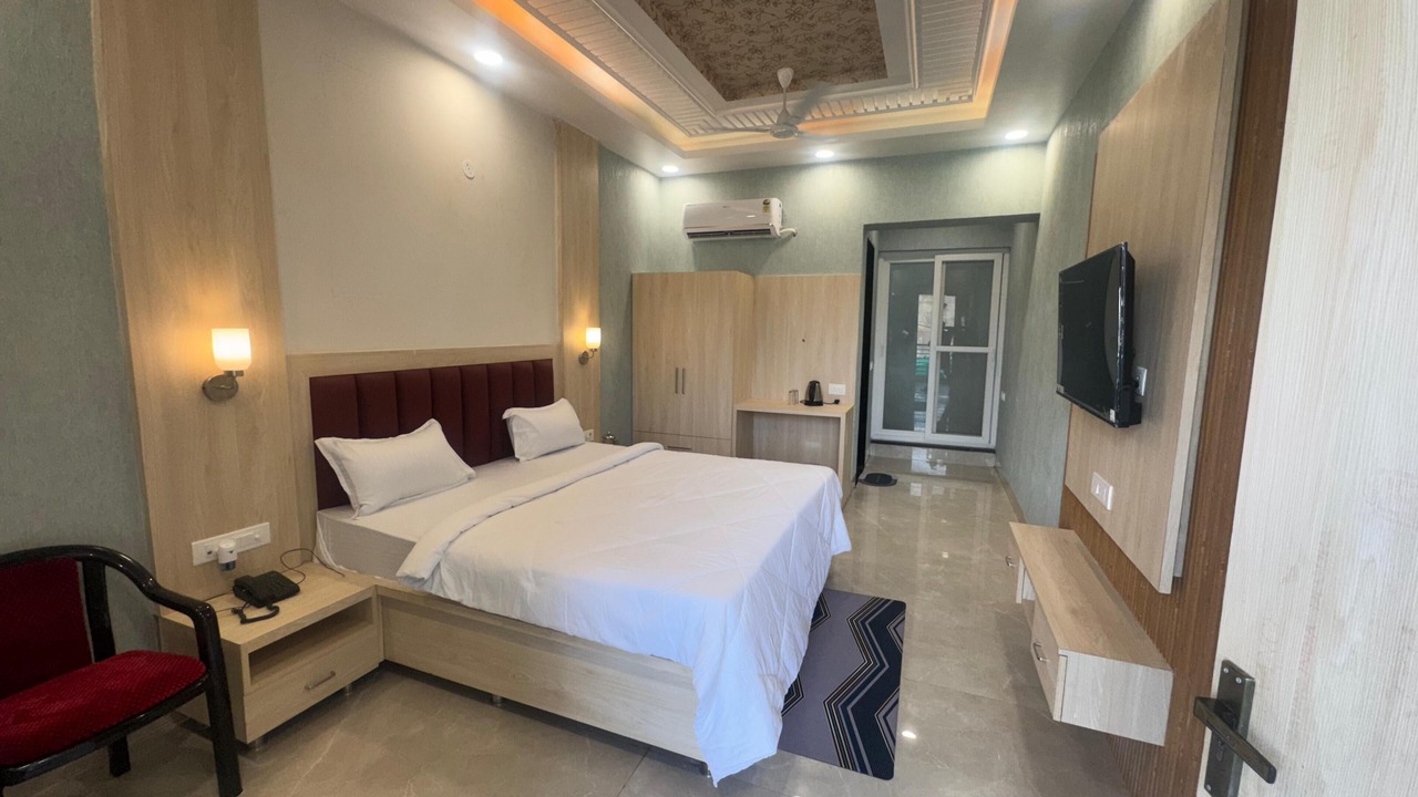 Photo of Bedroom in Vrindavan