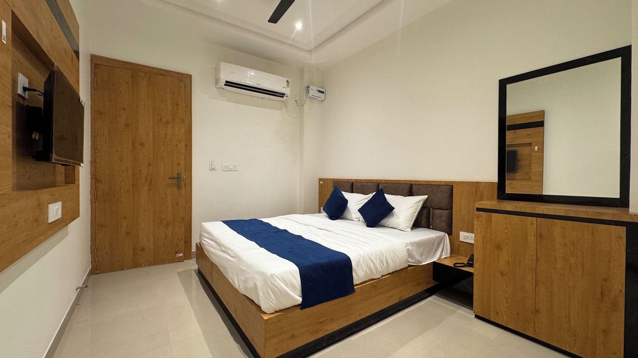 Photo of Bedroom in Vrindavan