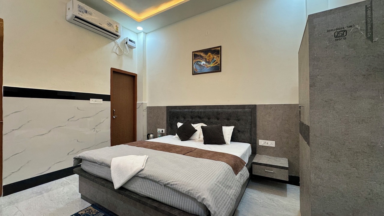 Photo of Bedroom in Vrindavan