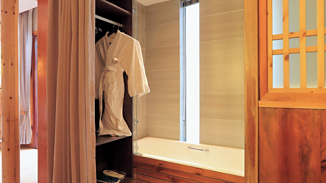 Photo of Bathroom in Tunxi