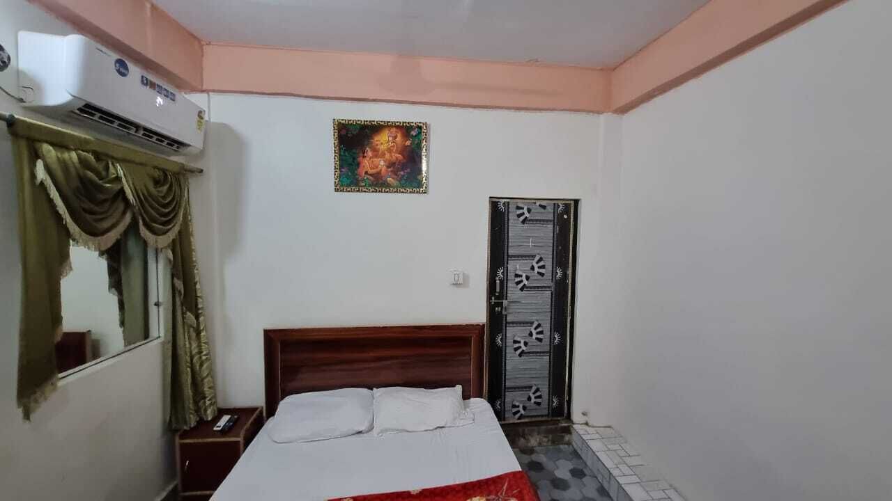 Photo of Others in Mathura