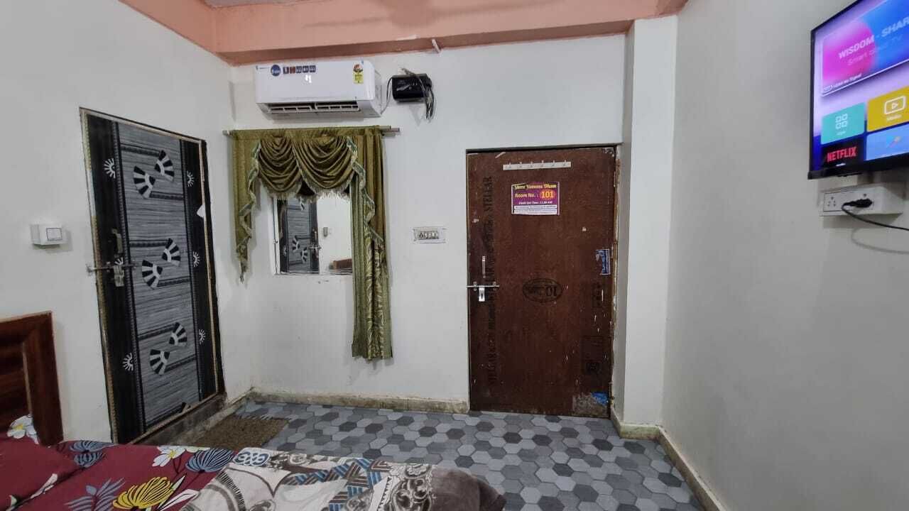 Photo of Others in Mathura