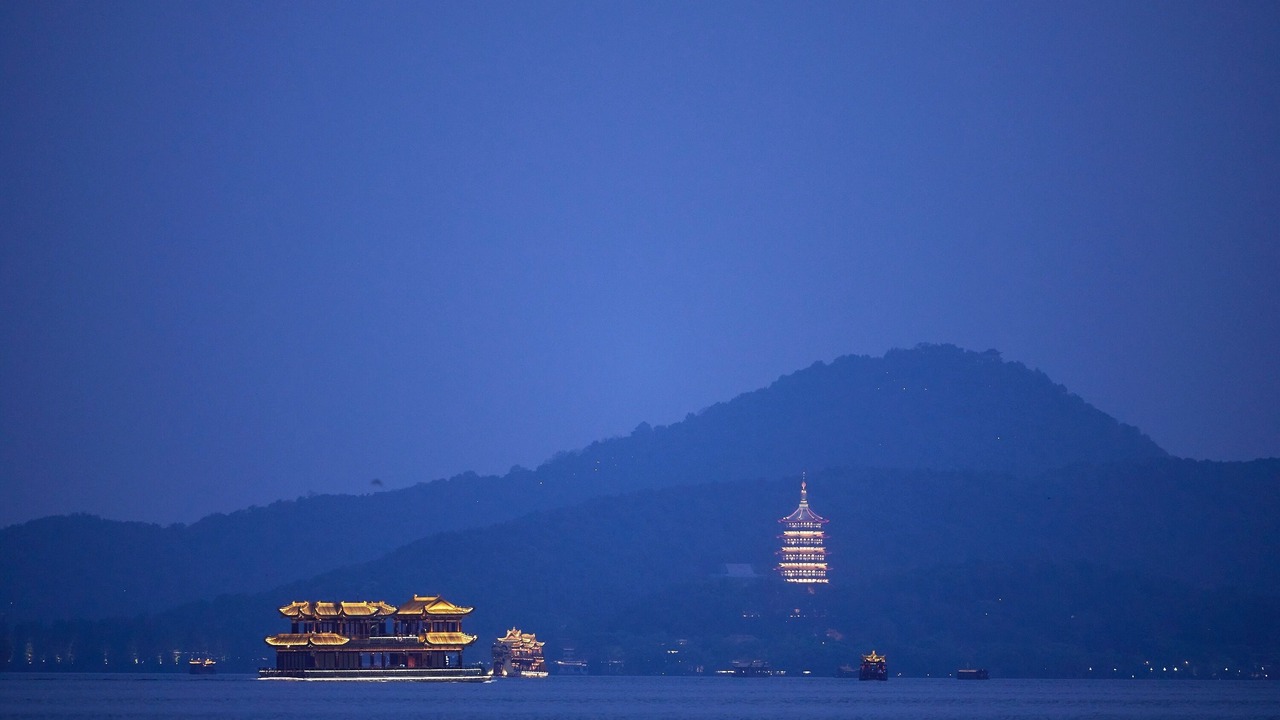 Photo of Others in Downtown Hangzhou
