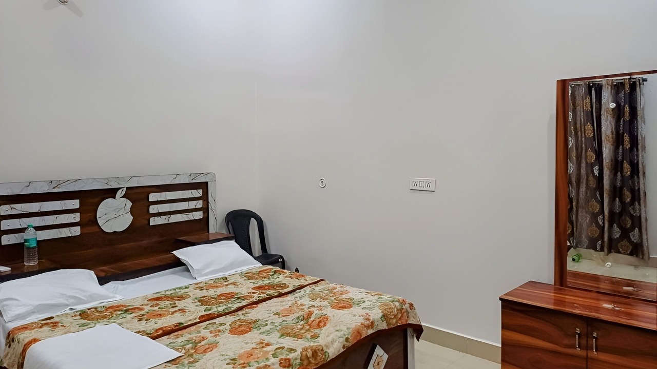 Photo of Bedroom in Mathura