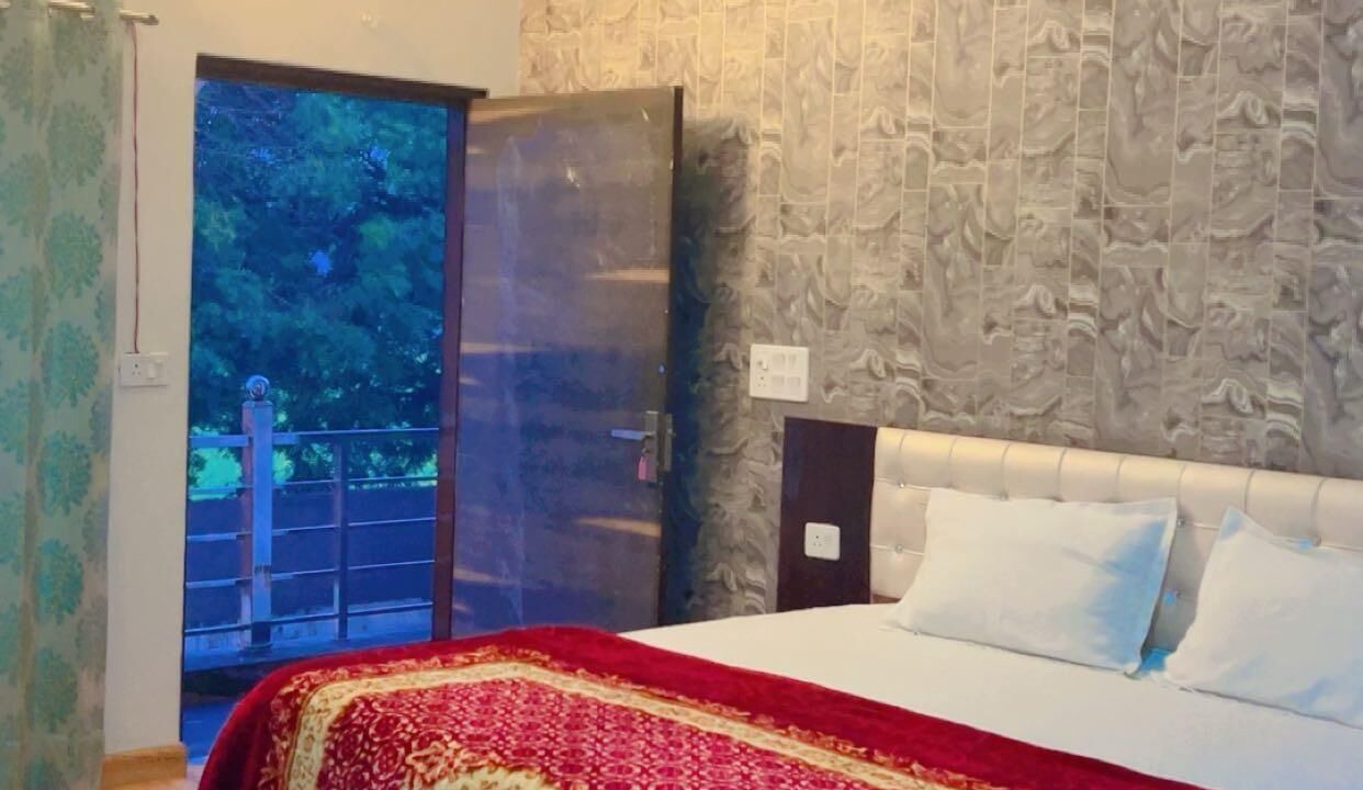 Photo of Bedroom in Govardhan