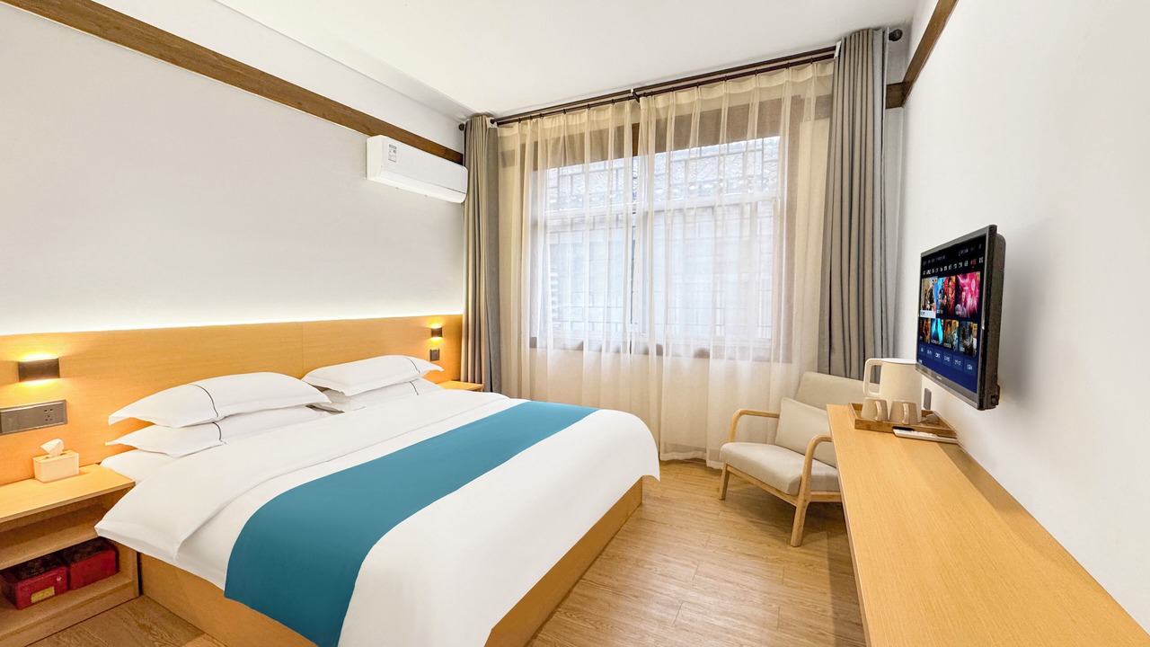 Photo of Bedroom in Fenghuang