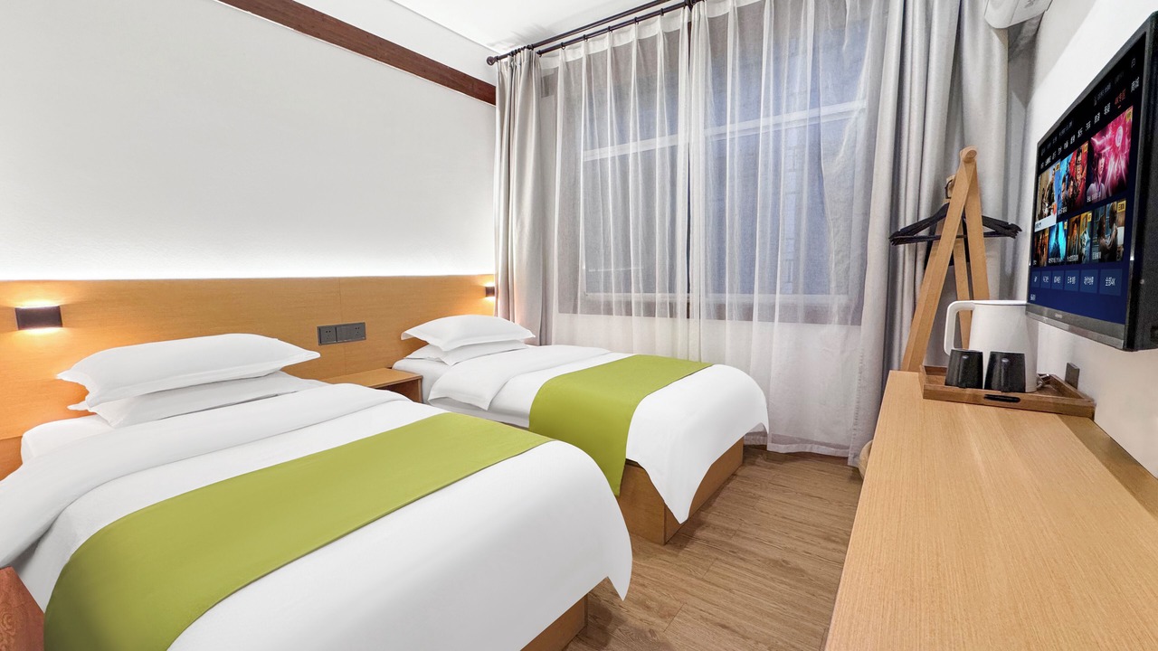 Photo of Bedroom in Fenghuang