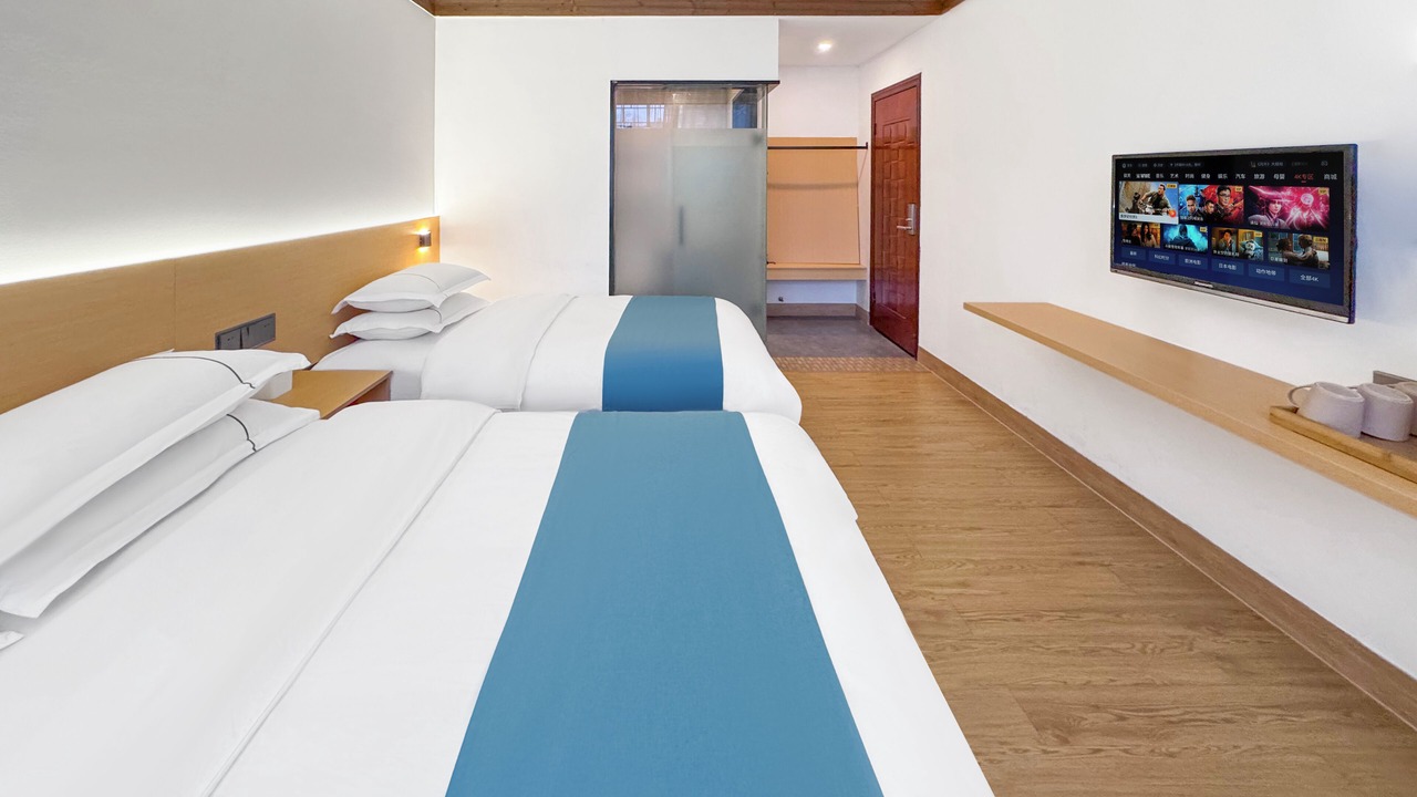 Photo of Bedroom in Fenghuang
