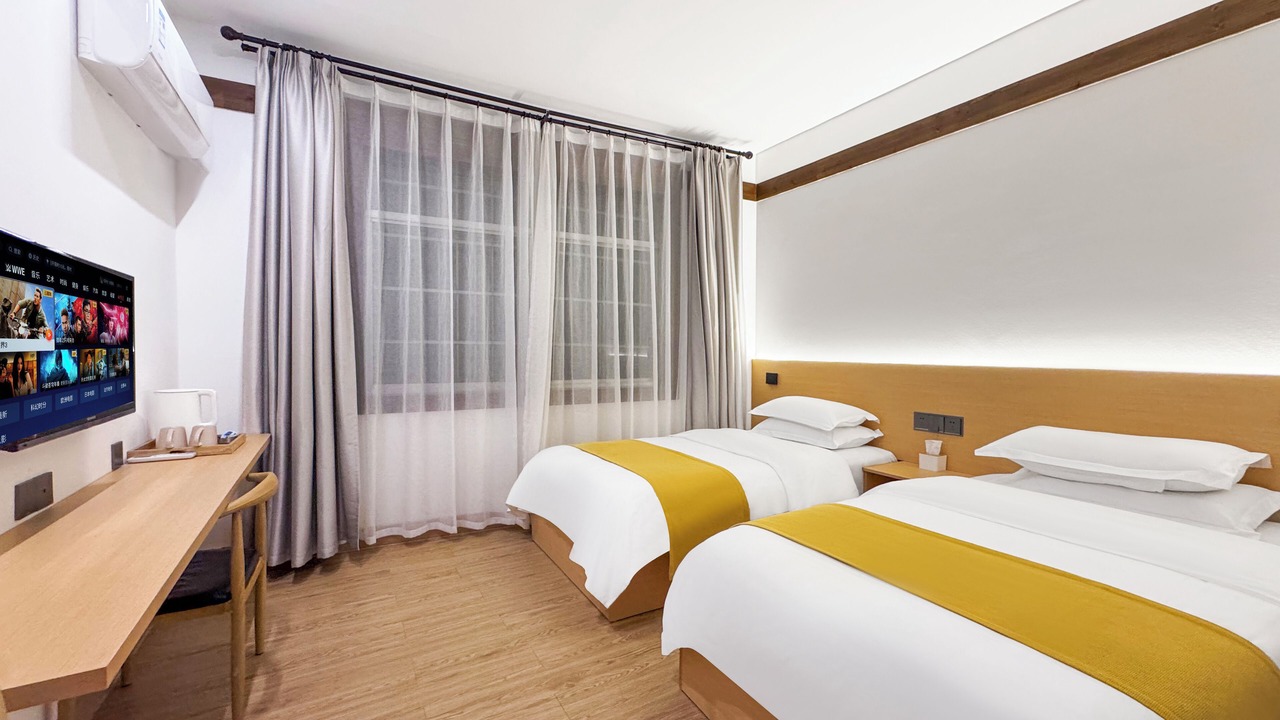 Photo of Bedroom in Fenghuang