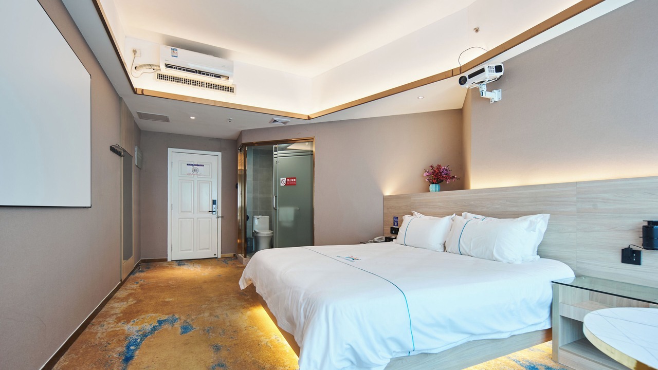 Photo of Bedroom in Central Business District