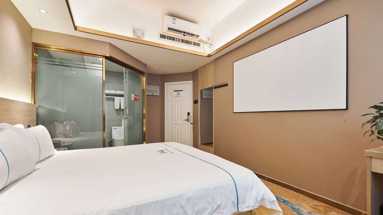 Photo of Bedroom in Central Business District