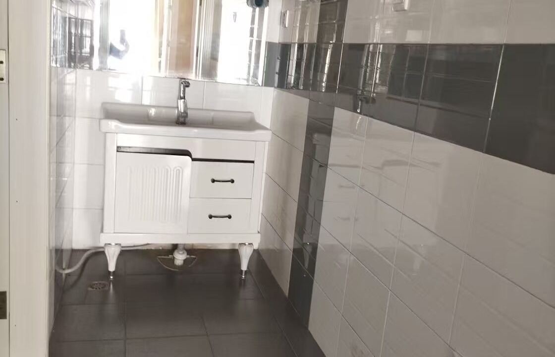 Photo of Bathroom in Shuangjing