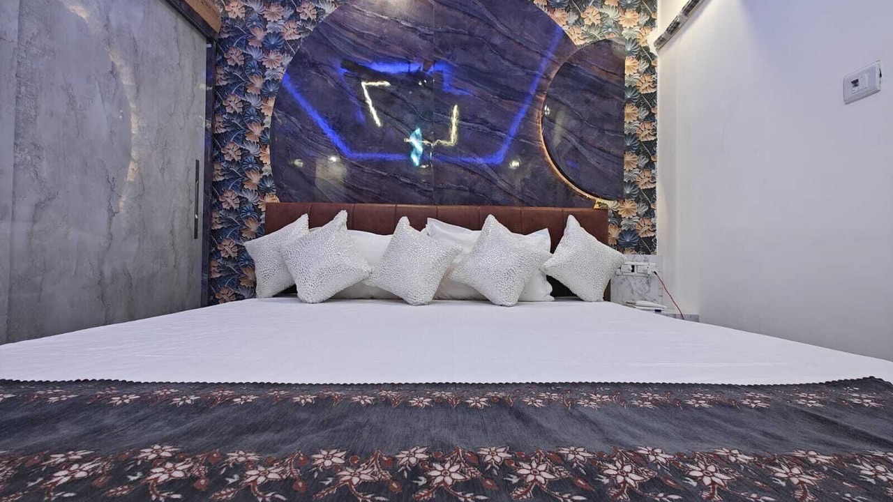 Photo of Bedroom in Indira Nagar